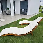 House By The Lagoon - Piscina Privada * Casal do Narcizo